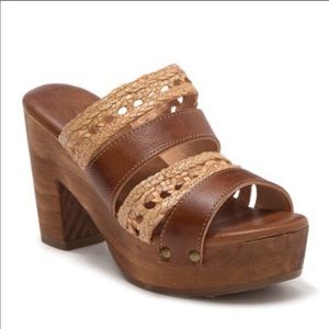mollie platform clog